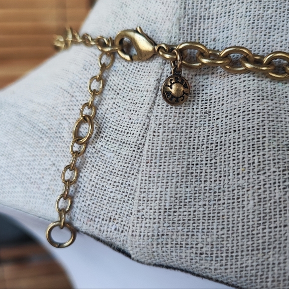 J. Crew Signed Lucite Faux Encrusted Teardrop Dramatic Statement Necklace EUC - Picture 5 of 14